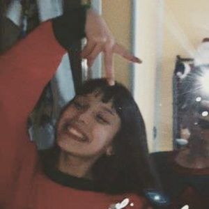 Meet your Posher, Mia